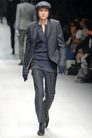Look 16